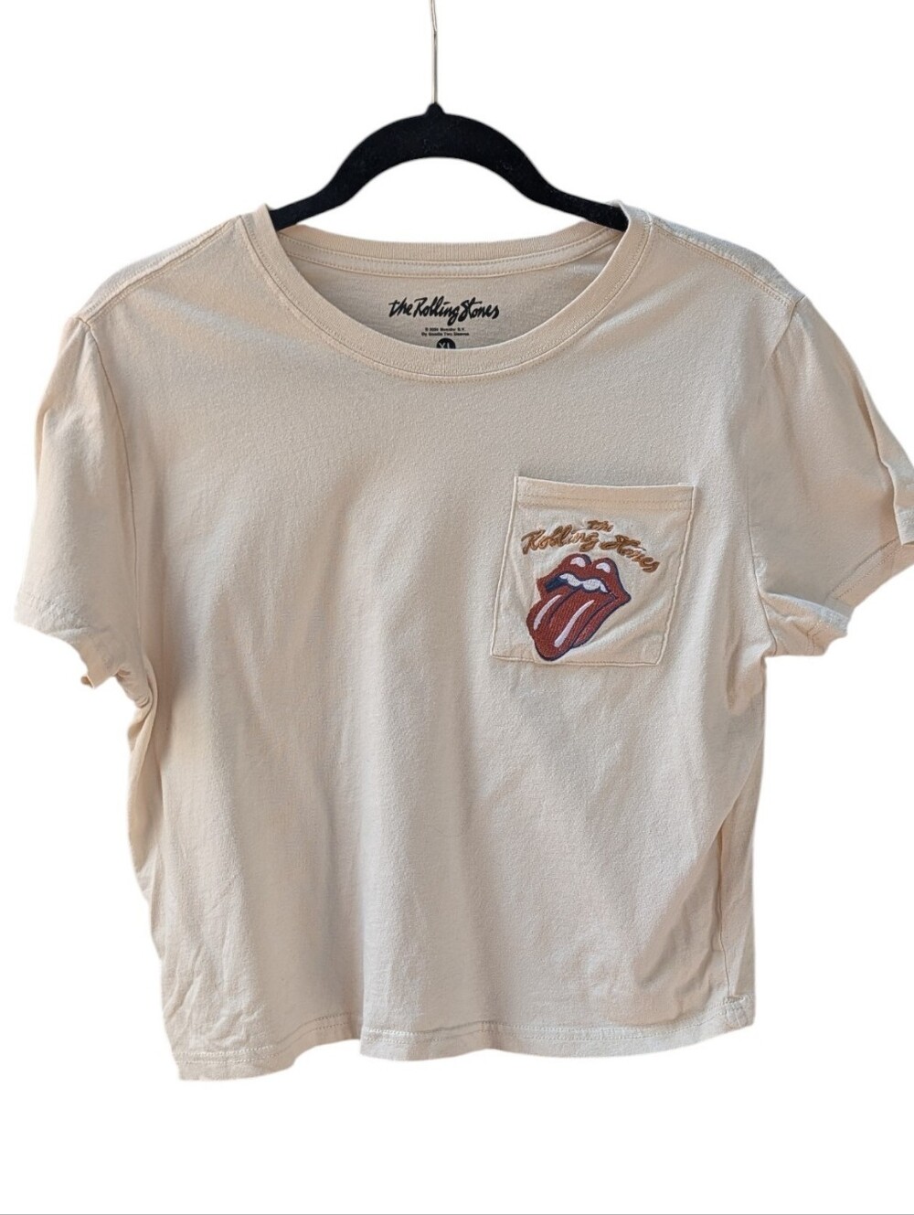 The Rolling Stones, Cream Colored Cropped T-shirt With Embroidered Pocket. XL